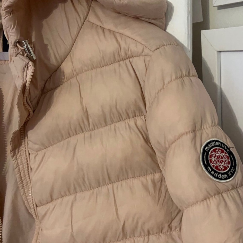 Pink Madden Girl (Steve Madden) Puffer coat, Girls large, fits women’s small.